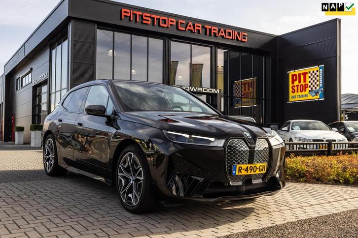 BMW IX XDrive40 High Executive 77 kWh, Sky Lounge, Trekhaak,, Auto's, BMW, Particulier, Te koop, iX, 360° camera, 4x4, ABS, Achteruitrijcamera