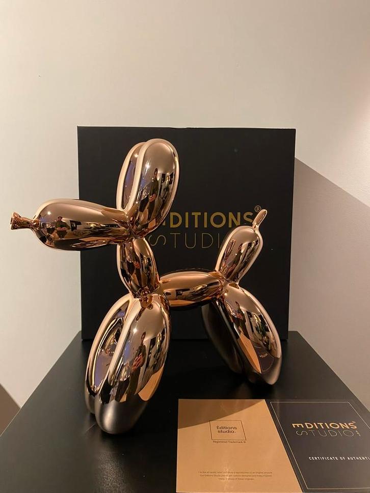 Jeff Koons (after) - BALLOON DOG L ROSÉ GOLD | DOOS | NIEUW, Antiek en Kunst, Kunst | Designobjecten, Ophalen