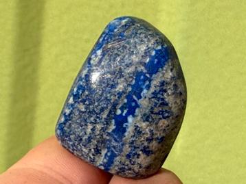 Lapis Lazuli broekzaksteen handsteen mineralen beschikbaar voor biedingen