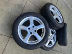 Selling 4 winter tires with rims, Auto-onderdelen, Banden en Velgen, Ophalen, Gebruikt, Winterbanden, Banden en Velgen
