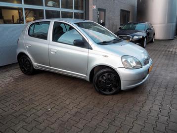 Toyota Yaris 1.3 16v VVT-i Luna AIRCO 5 DEURS CV NL AUTO beschikbaar voor biedingen
