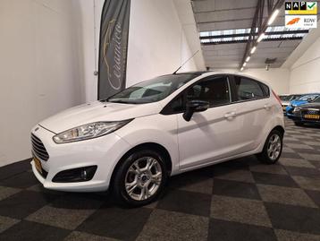 Ford Fiesta 2016. White Edition. MET SLECHTS 67.000 km. NAP. beschikbaar voor biedingen