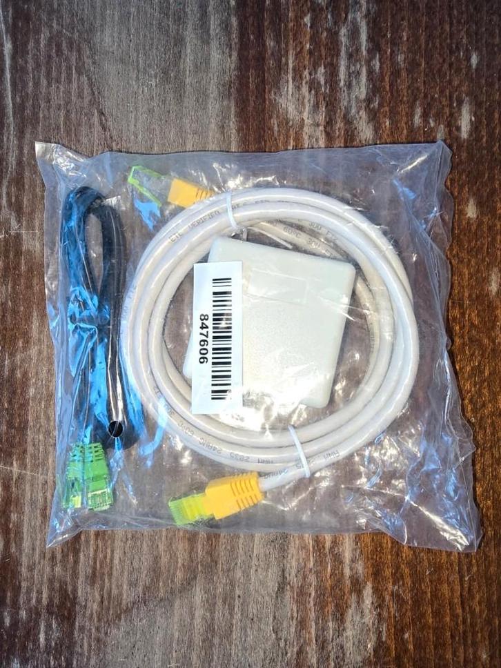 KPN DSL & telefoon kabels - ISRA aansluitdozen, Computers en Software, Routers en Modems, Zo goed als nieuw, Ophalen of Verzenden