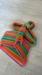 Kinder kledinghangers (ikea) 24 stuks, Ophalen of Verzenden, Zo goed als nieuw