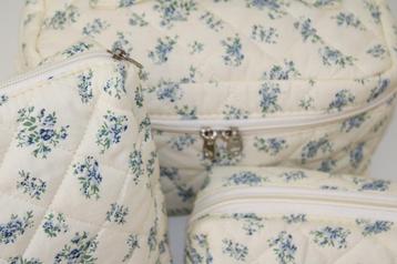 NIEUW TOILETTAS + beautycase + make-up tasje No1 beschikbaar voor biedingen