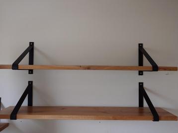 Eikenhouten wandplank  beschikbaar voor biedingen