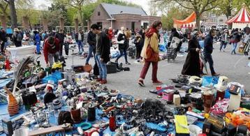 Gezocht: gratis spullen voor op de rommemarkt beschikbaar voor biedingen
