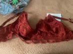 Nieuwe Mey BH - Beugelloos - Maat 85C, Kleding | Dames, Ondergoed en Lingerie, Ophalen, Rood, BH