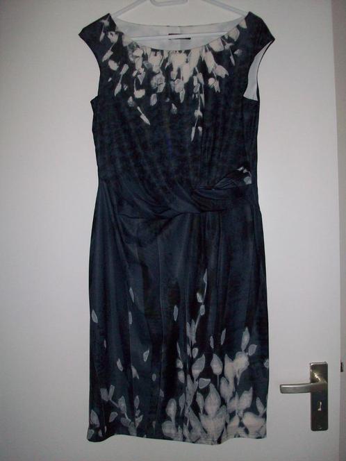 vera mont jurk, maat 36, kleur: blauw/creme, als NIEUW, Kleding | Dames, Jurken, Zo goed als nieuw, Maat 36 (S), Blauw, Knielengte
