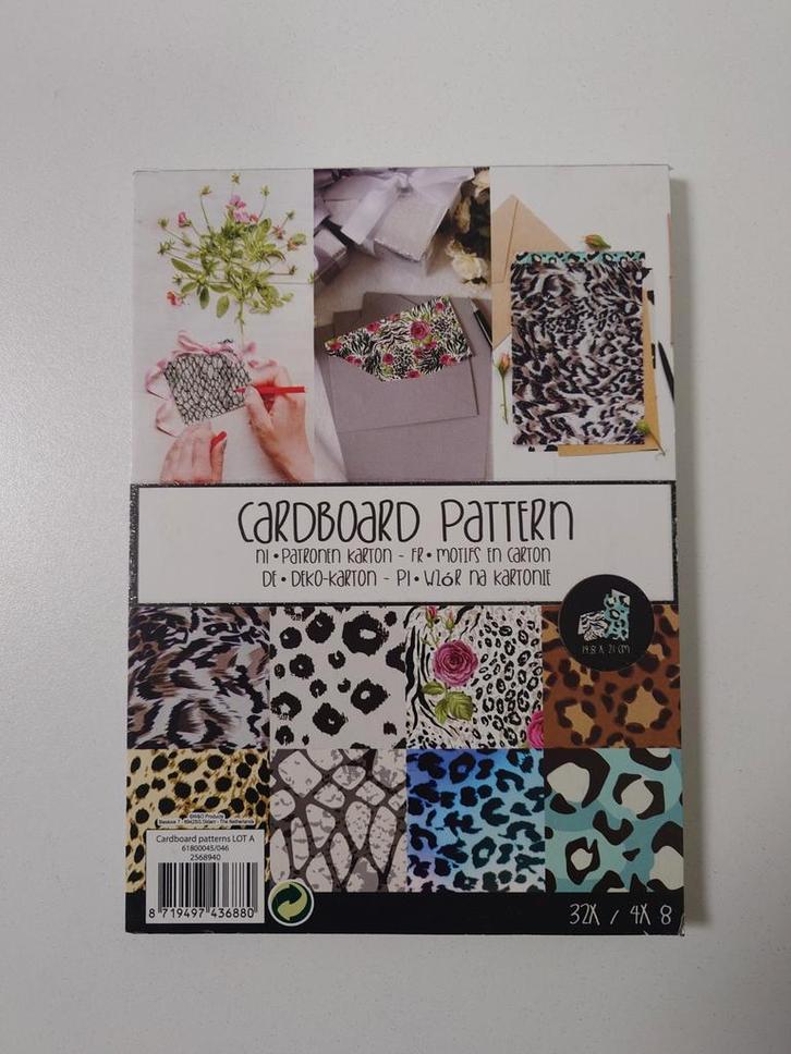 Cardboard patterns karton papierblok papier blok, Hobby en Vrije tijd, Scrapbooking, Zo goed als nieuw, Ophalen of Verzenden