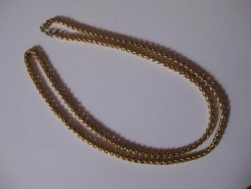 Vintage Monet / lange goukleurige schakel ketting beschikbaar voor biedingen