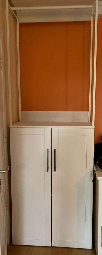 Mooie Platsa IKEA kast + kledingrek ophalen in Groningen, Huis en Inrichting, Kasten | Kledingkasten, 200 cm of meer, 50 tot 100 cm