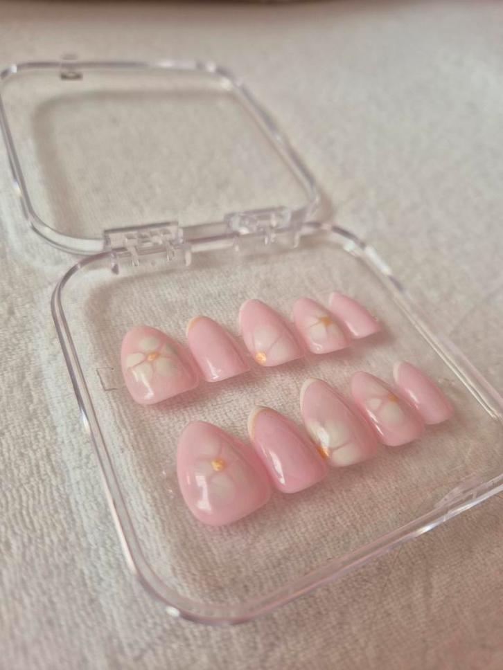 Press on nails, Sieraden, Tassen en Uiterlijk, Uiterlijk | Cosmetica en Make-up, Nieuw, Handen en Nagels, Verzenden