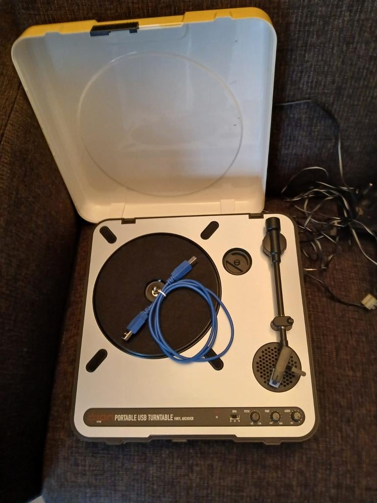 ION USB Platenspeler - Digitaliseer je vinyl!, Gebruikt, USB-aansluiting, Platenspeler, Ophalen