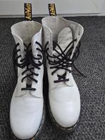 Dr martens, Kleding | Dames, Schoenen, Ophalen of Verzenden, Zo goed als nieuw, Zwart