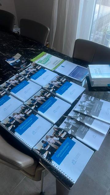 Volledige Examentrainingsset beschikbaar voor biedingen