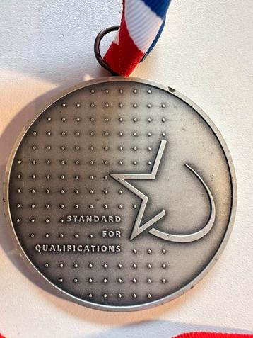 Zilveren medaille Stichting Nederlandse Beroepenwedstrijden beschikbaar voor biedingen