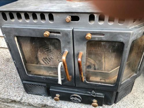 Barbas houtkachel, Huis en Inrichting, Haarden, Zo goed als nieuw, Houthaard, Ophalen