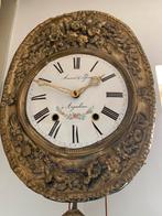 Comtoise klok met bloemenslinger - Opknapper, Antiek en Kunst, Antiek | Klokken, Ophalen of Verzenden
