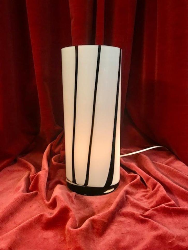 VOLUX Italiaans design - glazen kap - Vintage jaren '80, Huis en Inrichting, Lampen | Losse lampen, Ophalen of Verzenden