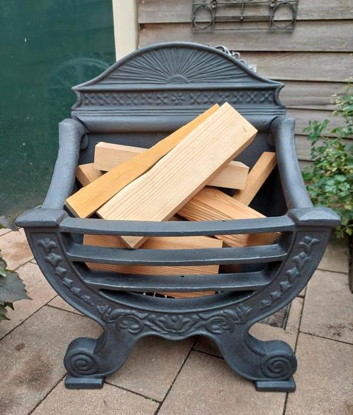 Prachtige gietijzeren vuurkorf / tuinhaard, Tuin en Terras, Vuurkorven, Gebruikt, Ophalen of Verzenden