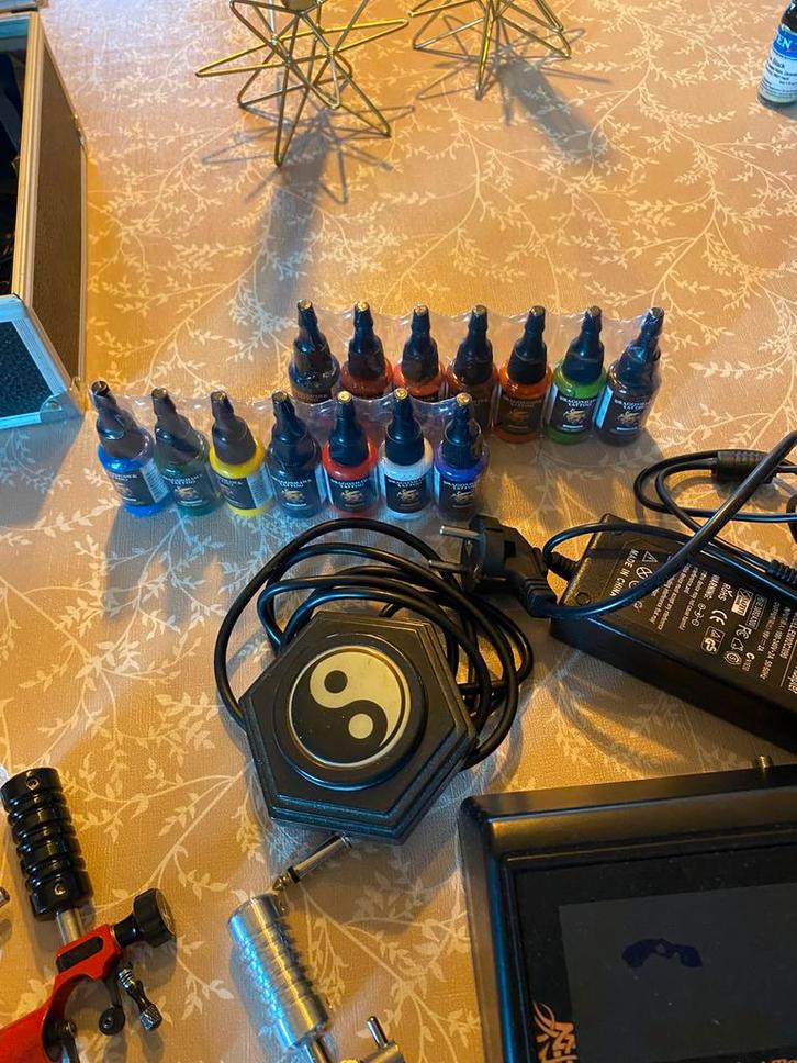 Tattoo machine set. Veel extra’s!, Hobby en Vrije tijd, Overige Hobby en Vrije tijd, Zo goed als nieuw, Ophalen