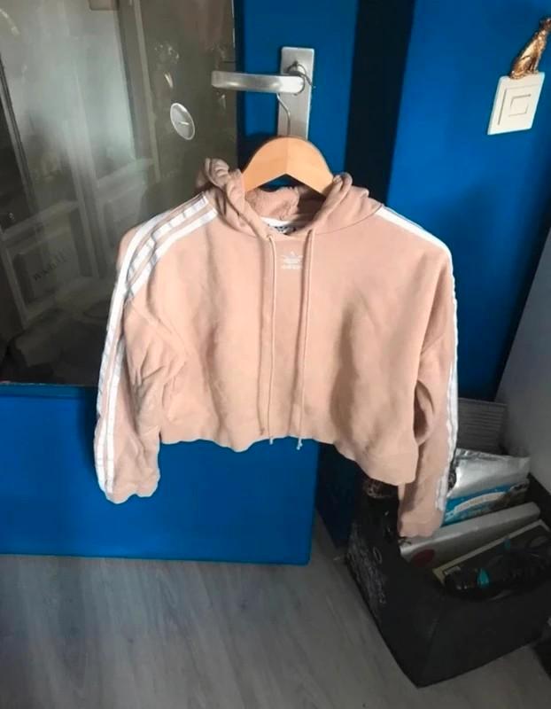 Adidas crop hoodie te koop!, Kleding | Dames, Truien en Vesten, Gedragen, Maat 36 (S), Ophalen of Verzenden