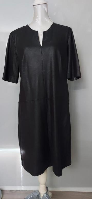 ZWARTE LEDERLOOK JURK VAN CREME DE LA CREME MAAT L 40  beschikbaar voor biedingen