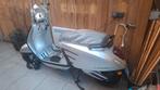 2  bijna nieuwe E Scoorters Bosch 3000 Watt Vespa look, Ophalen, Zo goed als nieuw, Elektrisch