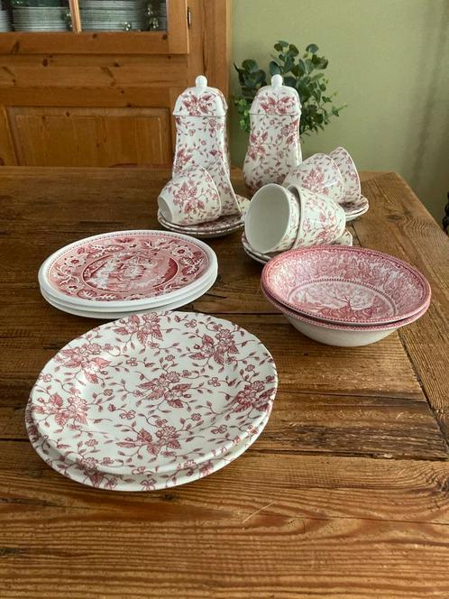 Diverse roze serviesdelen, Antiek en Kunst, Curiosa en Brocante, Ophalen of Verzenden