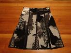 MARCCAIN zwart/grijs rokje met leuke details, Kleding | Dames, Zwart, Maat 42/44 (L), Nieuw, Ophalen of Verzenden