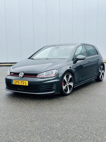 Volkswagen GOLF 2.0 TSI GTI Performance beschikbaar voor biedingen
