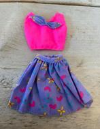 Barbie kleding setje jaren 90, Verzamelen, Poppen, Ophalen of Verzenden, Gebruikt, Kleertjes
