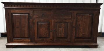 koloniale dressoir van Indisch palissanderhout. Levering. beschikbaar voor biedingen
