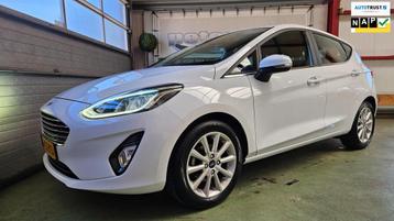 Ford Fiesta 1.0 EcoBoost Titanium Clima/Cruise/PDC/Carplay/A beschikbaar voor biedingen
