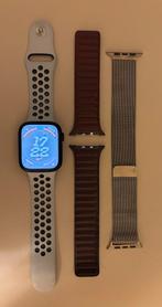 Apple Watch Series 8 (45mm) incl. Diverse Bandjes, Zwart, IOS, Ophalen of Verzenden, Zo goed als nieuw