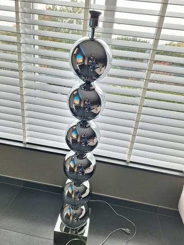 Mooie Eric Kuster Stijl Bollenlamp beschikbaar voor biedingen