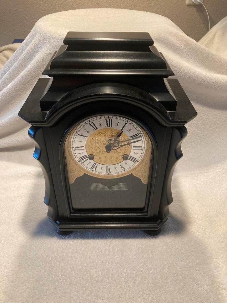 Hermle tafelklok., Antiek en Kunst, Antiek | Klokken, Ophalen of Verzenden