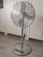 Koenic Statiefventilator - Zilver, Ophalen, Zo goed als nieuw, Statiefventilator