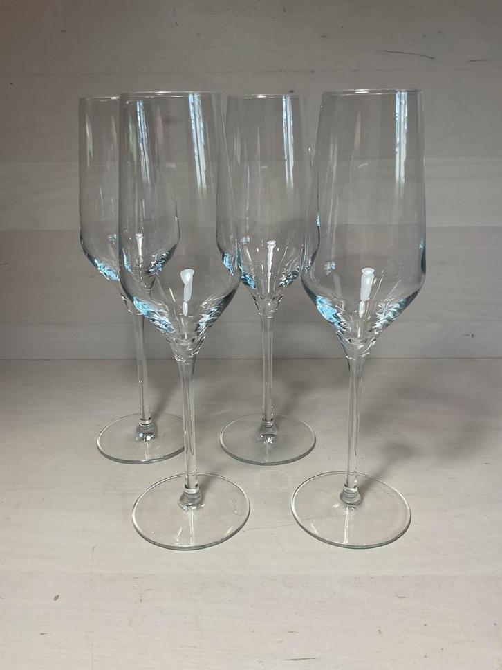 Vier Vivo champagne glazen Villeroy en Boch kristal, Verzamelen, Glas en Borrelglaasjes, Zo goed als nieuw, Overige typen, Ophalen of Verzenden