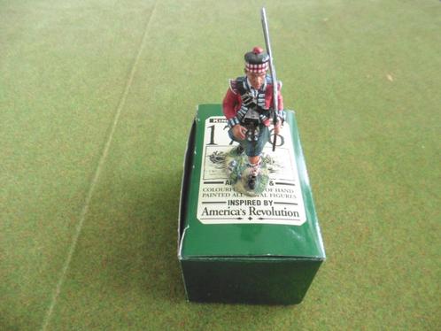 King & Country BR24, 42nd Highlander Marching., Hobby en Vrije tijd, Modelbouw | Figuren en Diorama's, Nieuw, Figuur of Figuren