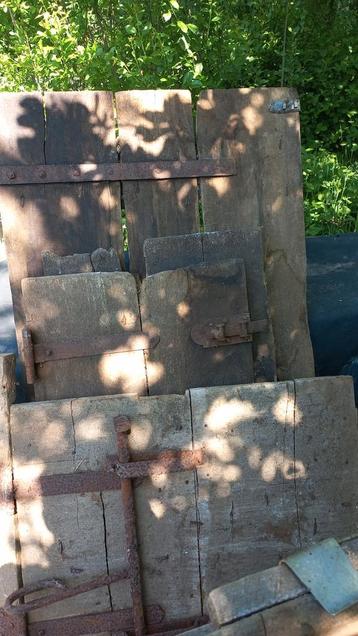 Deurtjes Deuren uit boerderij Eiken beschikbaar voor biedingen