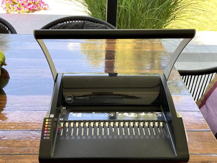 Inbindmachine GBC Combbind C12, Diversen, Bureau-accessoires, Zo goed als nieuw, Ophalen of Verzenden