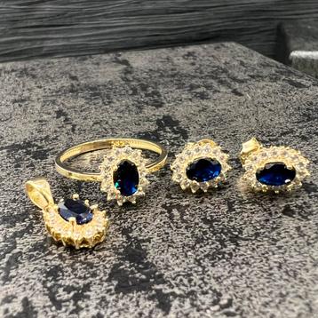 14k gouden set blauw stenen rinf oorbellen hanger beschikbaar voor biedingen