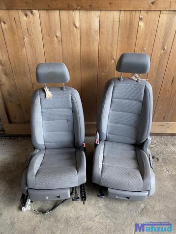 VW Touran Grijs interieur voorstoelen achterbank 2003-2010 beschikbaar voor biedingen