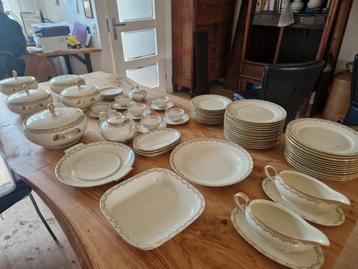 Servies rond 1900 carstens porzelan venenzia beschikbaar voor biedingen
