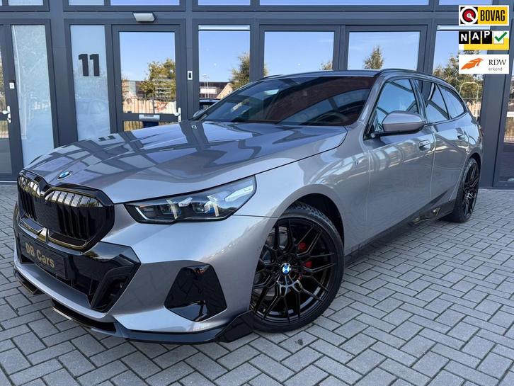 BMW 5-serie Touring 520i,M-SPORT,H&K,STOELVENT.ADAPTIEF.TREK, Auto's, BMW, Bedrijf, Te koop, 5-Serie, 360° camera, ABS, Achteruitrijcamera