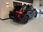Volkswagen T-Roc 1.5 TSI R-Line | Pano | IQ - Light | Ledbar, 1258 kg, Zwart, 4 cilinders, 150 pk