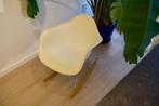 Originele Eames RAR schommelstoel, Hout, Wit, Ophalen of Verzenden, Zo goed als nieuw