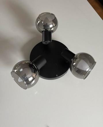 Plafond lamp beschikbaar voor biedingen